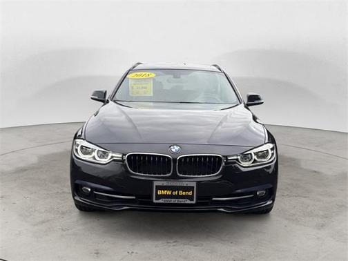 2018 BMW 330 i xDrive
