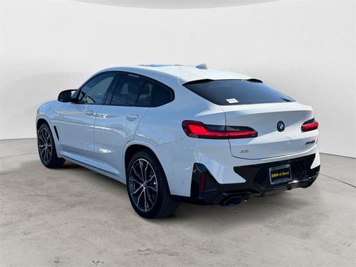 2022 BMW X4 M40i