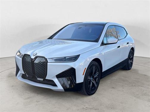 2025 BMW iX xDrive50