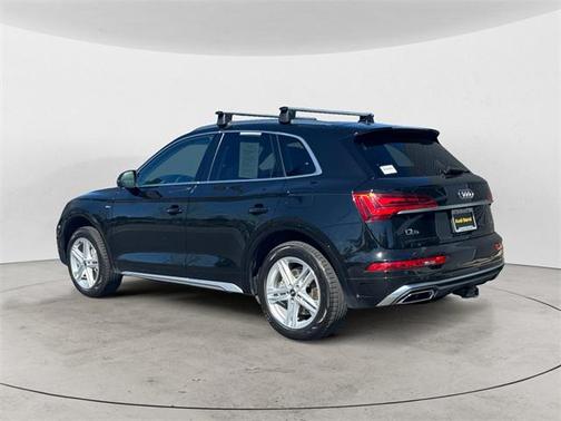 2022 Audi Q5 e 55 S line quattro Premium