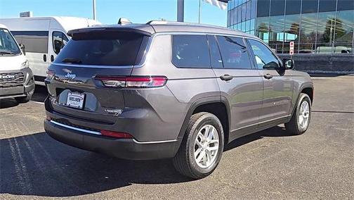 2022 Jeep Grand Cherokee L Laredo
