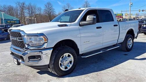 2024 RAM 2500 Big Horn Crew Cab 4x4 6'4' Box