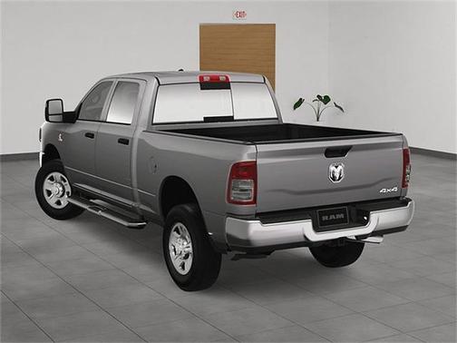 2024 RAM 2500 Tradesman Crew Cab 4x4 6'4' Box