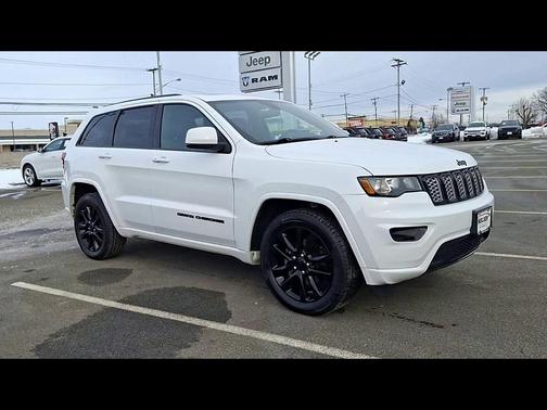 2019 Jeep Grand Cherokee Altitude