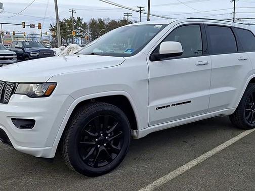 2019 Jeep Grand Cherokee Altitude