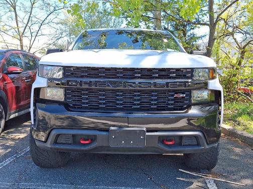 Summit White 2021 Chevrolet Silverado 1500 Custom Trail Boss