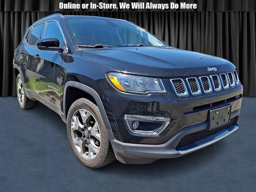 Diamond Black Crystal Pearlcoat 2019 Jeep Compass Limited