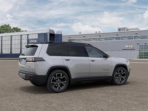 silver zynith clearcoat 2026 Jeep Cherokee Overland