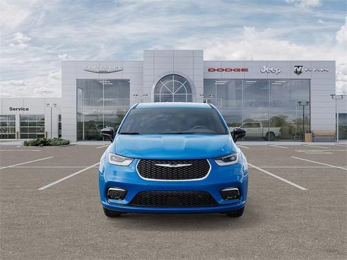 2026 Chrysler Pacifica L