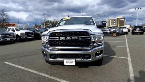 2024 RAM 2500 Big Horn Crew Cab 4x4 8' Box