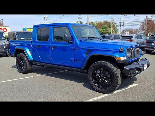 Hydro Blue Pearlcoat 2025 Jeep Gladiator Nighthawk