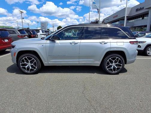 Silver Zynith 2024 Jeep Grand Cherokee 4xe Summit Reserve
