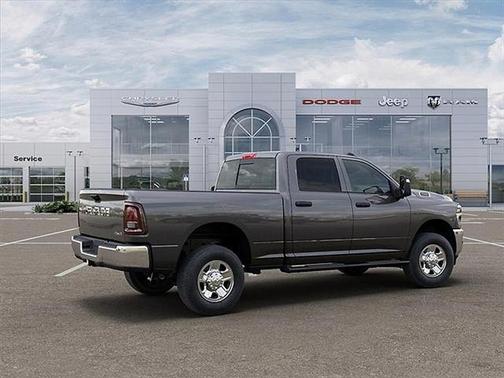 2026 RAM 2500 Tradesman Crew Cab 4x4 6'4' Box