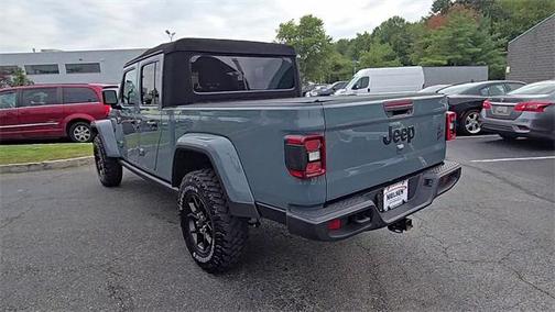2024 Jeep Gladiator Willys
