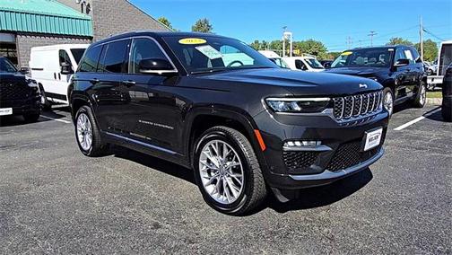 2023 Jeep Grand Cherokee Summit