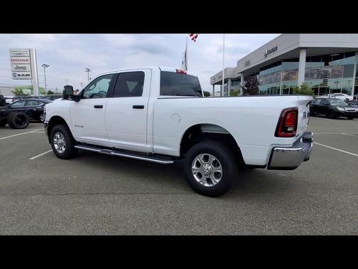 Bright White Clearcoat 2025 RAM 2500 Big Horn Crew Cab 4x4 6'4' Box