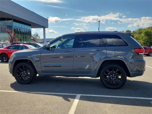 2021 Jeep Grand Cherokee Laredo