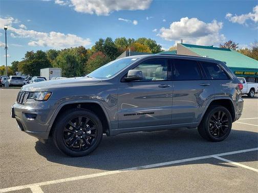2021 Jeep Grand Cherokee Laredo
