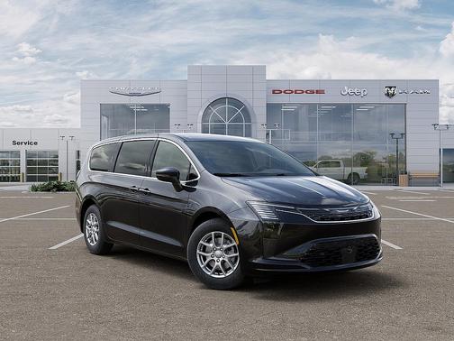Diamond Black Crystal Pearlcoat 2027 Chrysler Pacifica L