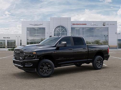 Diamond Black Crystal Pearlcoat 2026 RAM 2500 Laramie Crew Cab 4x4 6'4' Box