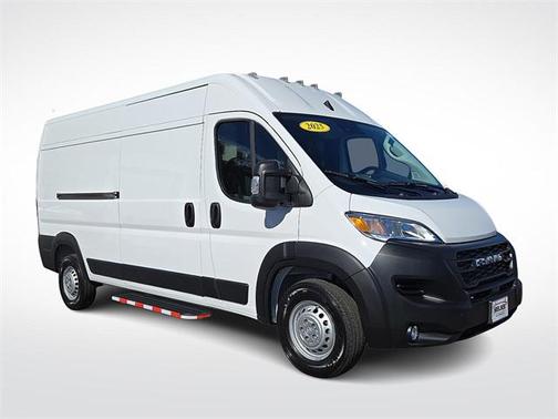 2025 RAM ProMaster 2500 Tradesman