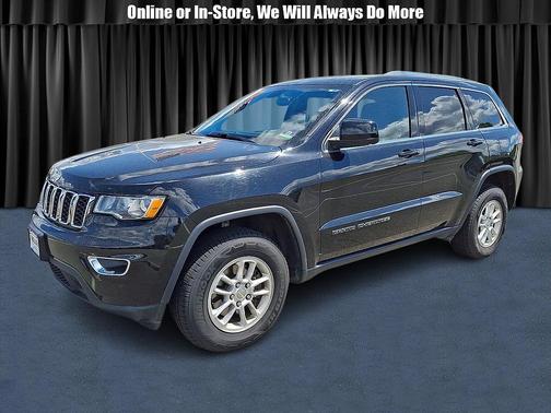 Diamond Black Crystal Pearlcoat 2020 Jeep Grand Cherokee Laredo