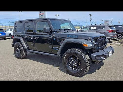 Black Clearcoat 2025 Jeep Wrangler 4xe Willys