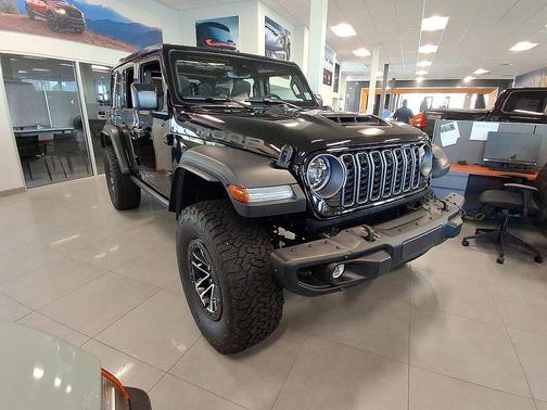 Black Clearcoat 2026 Jeep Wrangler 4-Door Moab 392 4x4