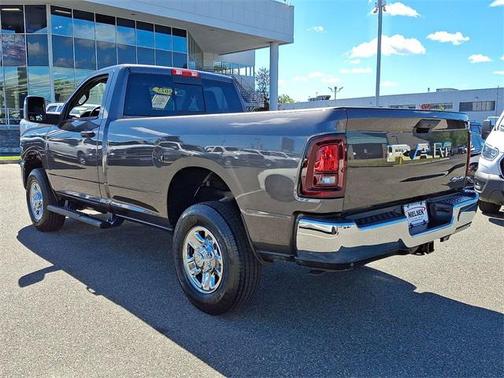 2025 RAM 2500 Tradesman Regular Cab 4x4 8' Box