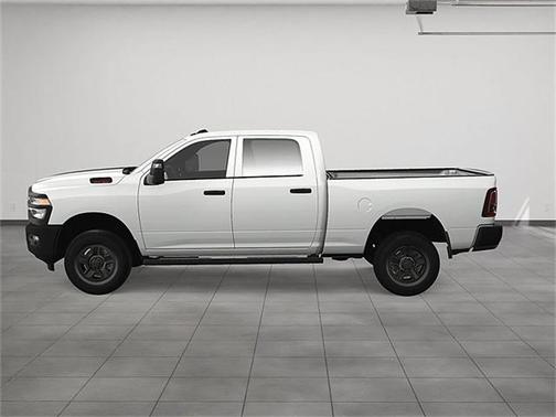 2025 RAM 2500 Tradesman Crew Cab 4x4 6'4' Box