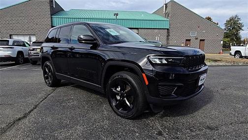 2023 Jeep Grand Cherokee Altitude