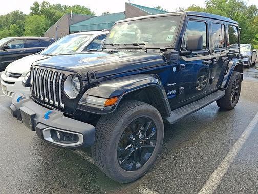 Black Clearcoat 2022 Jeep Wrangler Unlimited 4xe Sahara