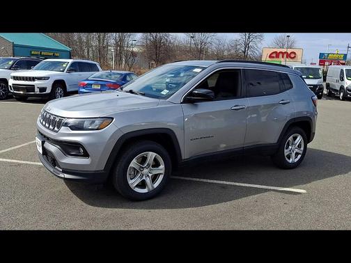 2023 Jeep Compass Latitude