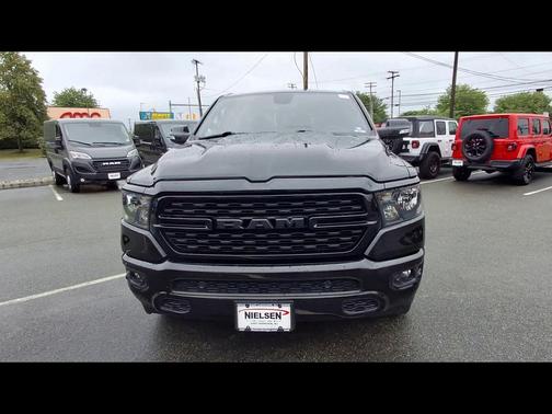 Diamond Black Crystal Pearlcoat 2022 RAM 1500 Big Horn/Lone Star