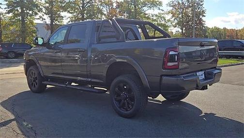 2022 RAM 2500 Laramie Crew Cab 4x4 6'4' Box