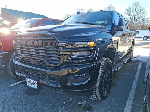 2025 RAM 2500 Big Horn Crew Cab 4x4 6'4' Box