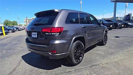 2018 Jeep Grand Cherokee Altitude