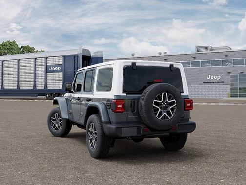 2026 Jeep Wrangler 4-Door Sahara 4x4