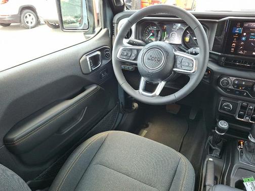 Anvil Clearcoat 2025 Jeep Wrangler 4xe Sahara