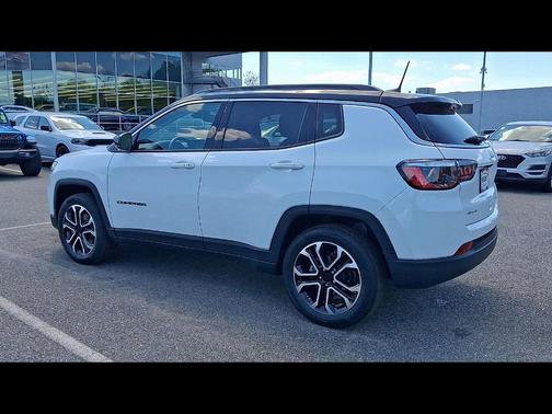 Bright White Clearcoat 2022 Jeep Compass Limited