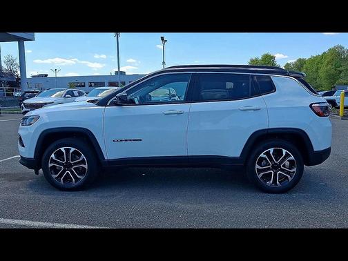 Bright White Clearcoat 2022 Jeep Compass Limited
