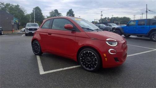 2024 FIAT 500e INSPI(RED) FWD