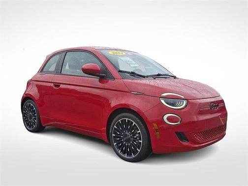 2024 FIAT 500e INSPI(RED) FWD