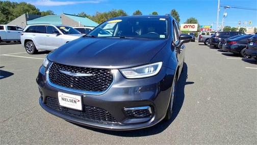 2021 Chrysler Pacifica Touring L