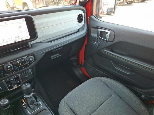 Firecracker Red Clearcoat 2025 Jeep Wrangler 4xe Sahara