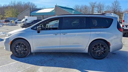 2026 Chrysler Pacifica Limited