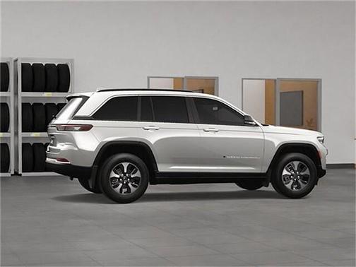 2025 Jeep Grand Cherokee 4xe Base