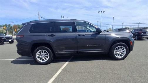2022 Jeep Grand Cherokee L Laredo