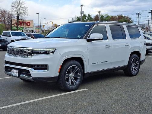 Diamond Black Crystal Pearlcoat 2022 Jeep Grand Wagoneer Series I 4x4