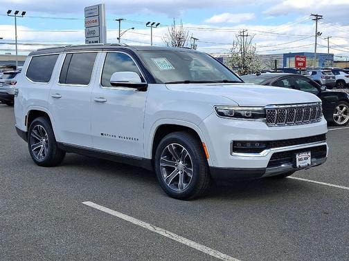 Diamond Black Crystal Pearlcoat 2022 Jeep Grand Wagoneer Series I 4x4